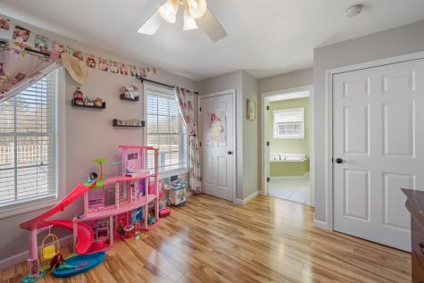 246 Wyman Road Palmyra ME 04965