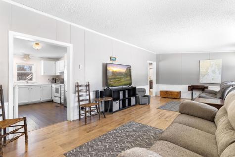 24 Lake View Terrace Rockland ME 04841