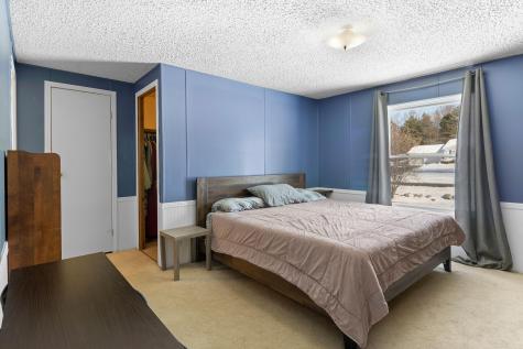 24 Lake View Terrace Rockland ME 04841