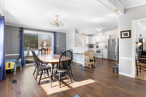 24 Lake View Terrace Rockland ME 04841