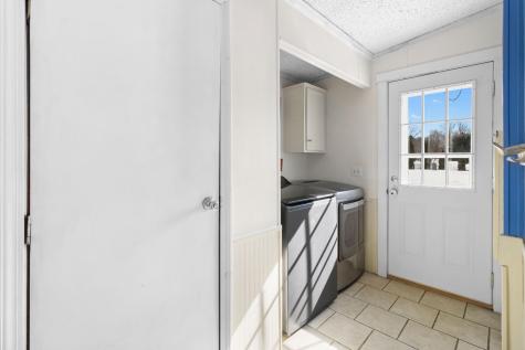 24 Lake View Terrace Rockland ME 04841