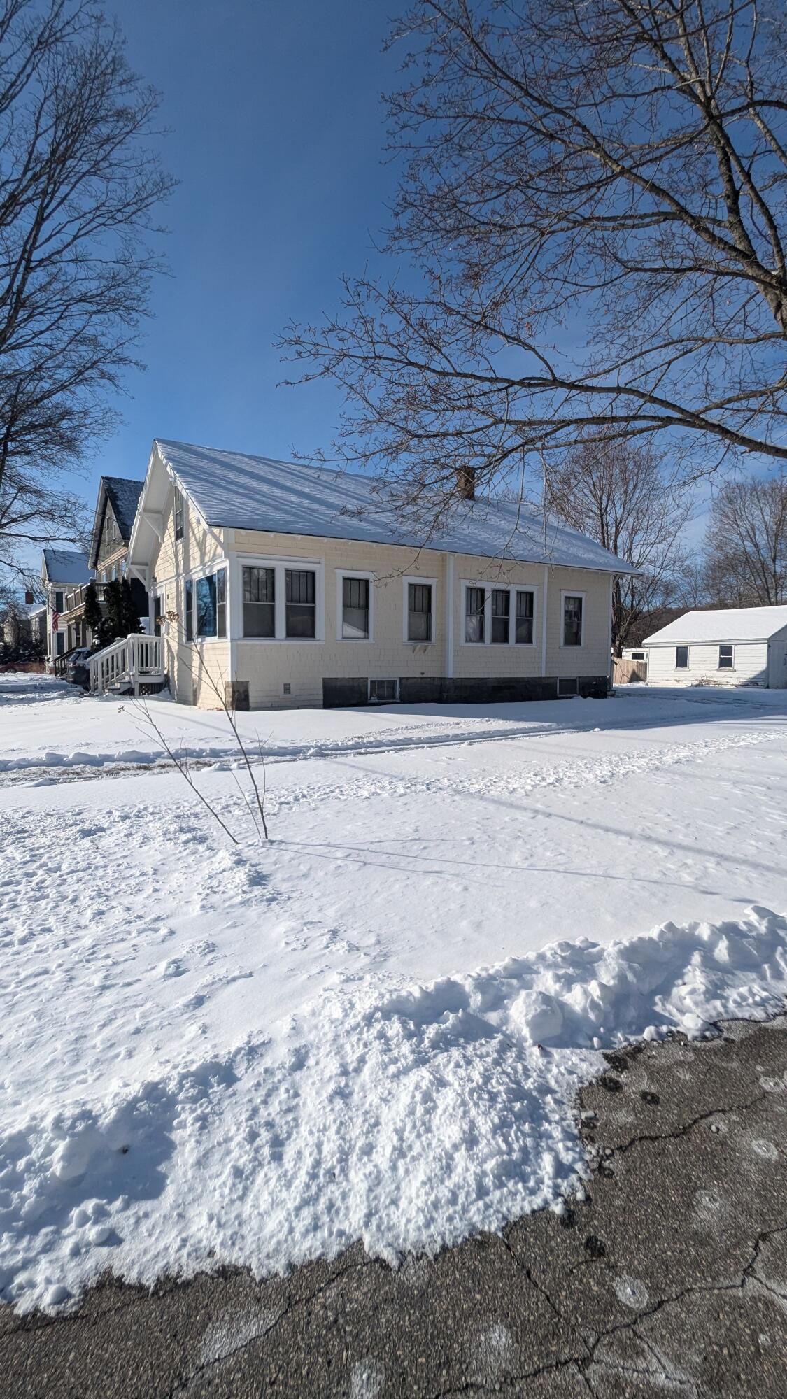 10 Summer Street Sanford ME 04073