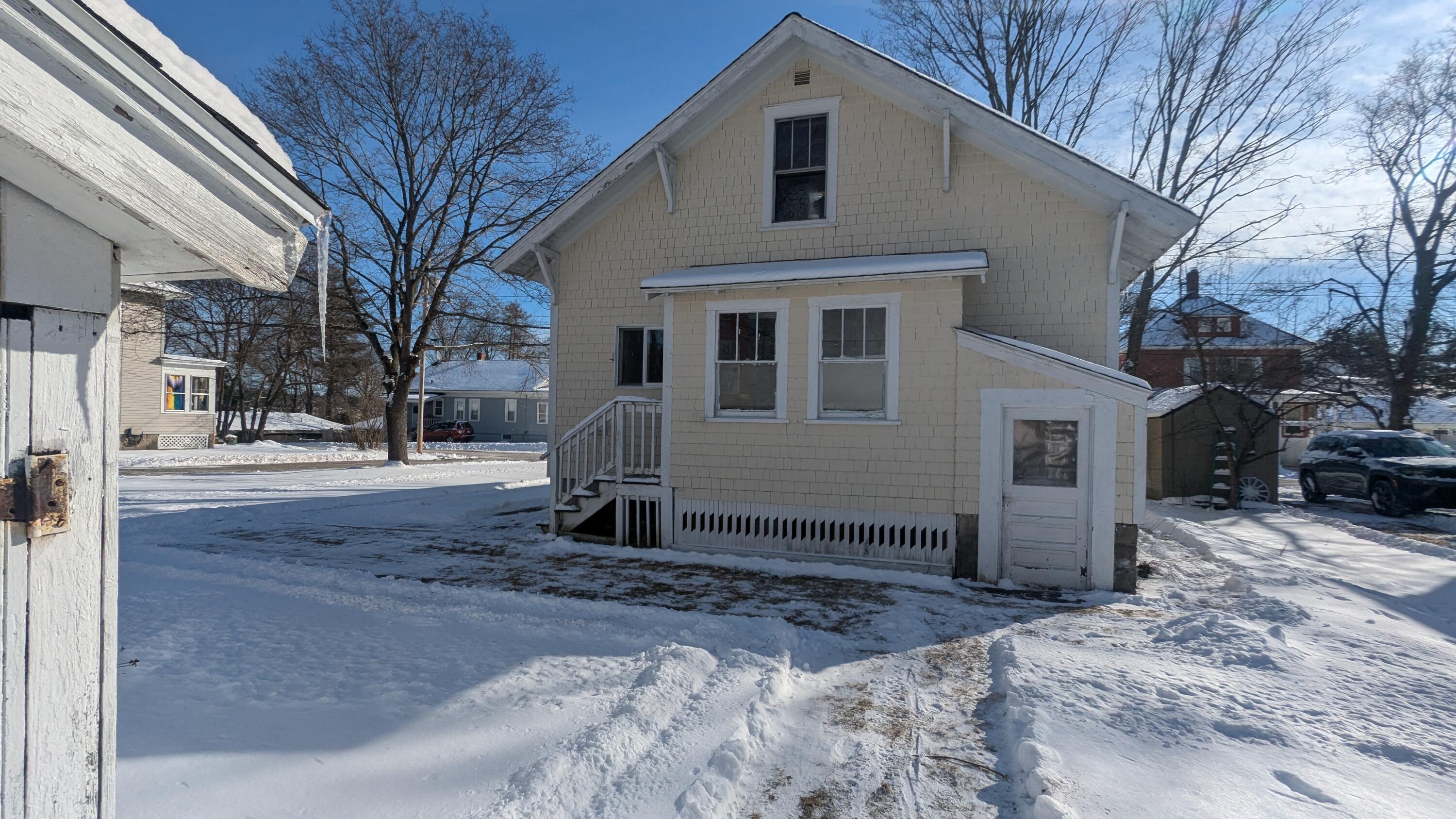 10 Summer Street Sanford ME 04073