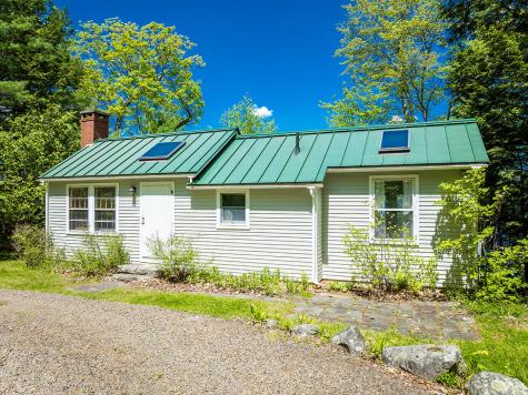 161 Beaucaire Avenue Camden ME 04843