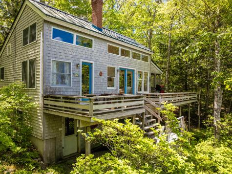 161 Beaucaire Avenue Camden ME 04843