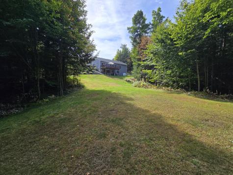 28 Amos Court Lewiston ME 04240