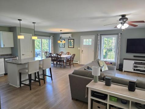 28 Amos Court Lewiston ME 04240