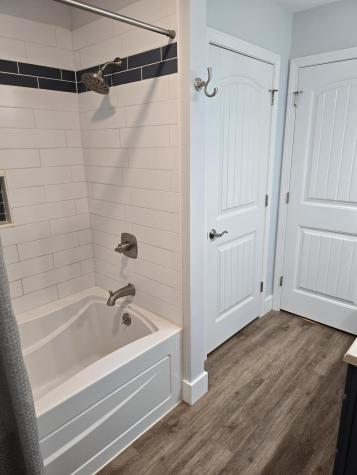 28 Amos Court Lewiston ME 04240