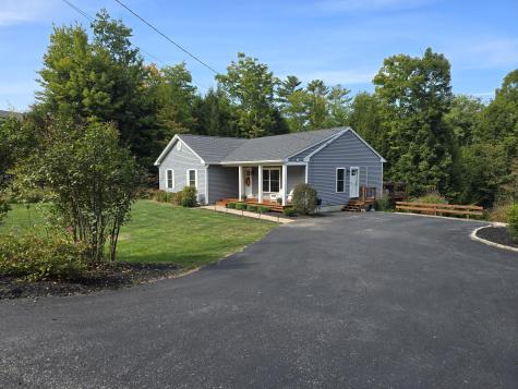 28 Amos Court Lewiston ME 04240