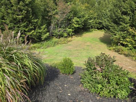 28 Amos Court Lewiston ME 04240