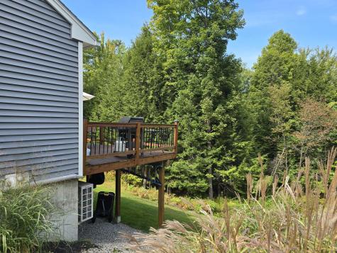 28 Amos Court Lewiston ME 04240