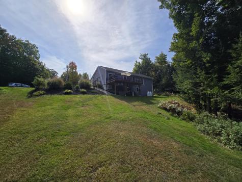 28 Amos Court Lewiston ME 04240