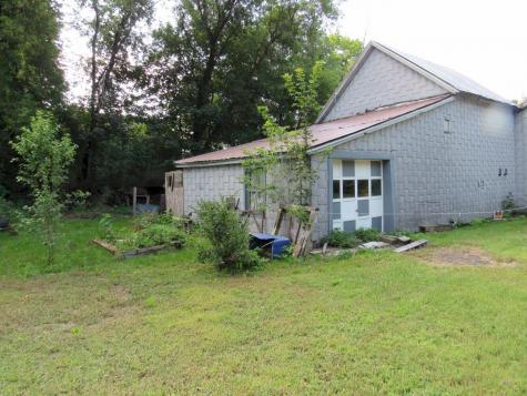 15 Avore Street Skowhegan ME 04976