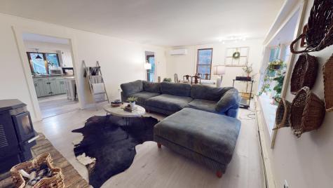 39 S Road Lee ME 04455