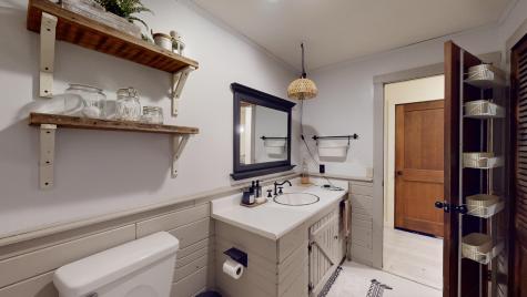 39 S Road Lee ME 04455