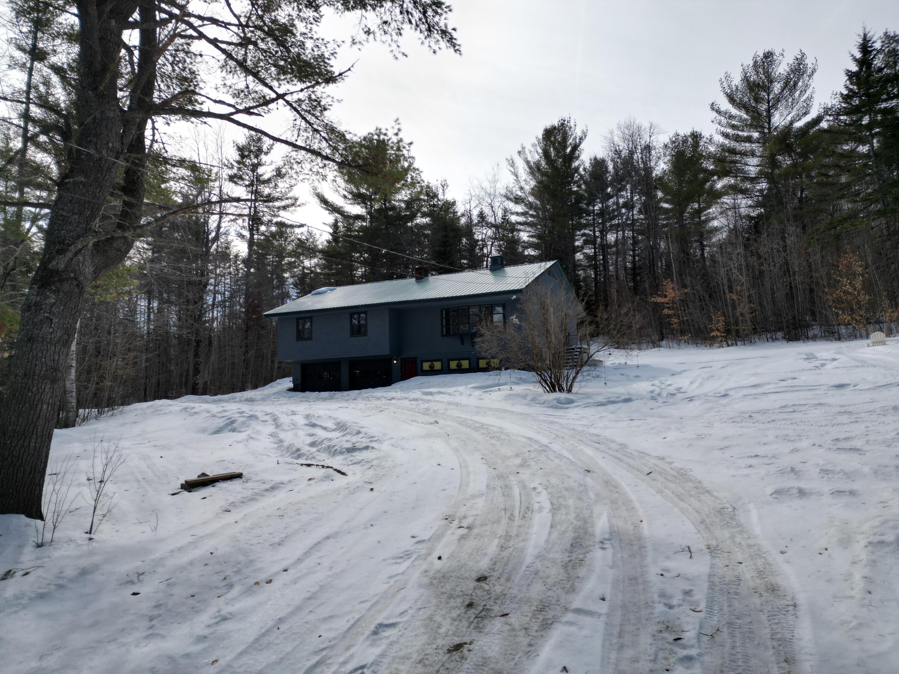 39 S Road Lee ME 04455