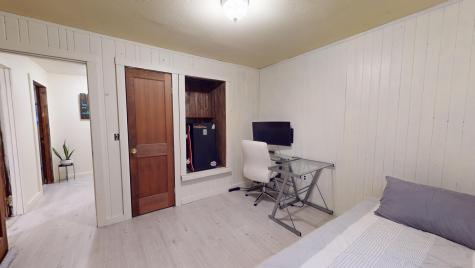39 S Road Lee ME 04455