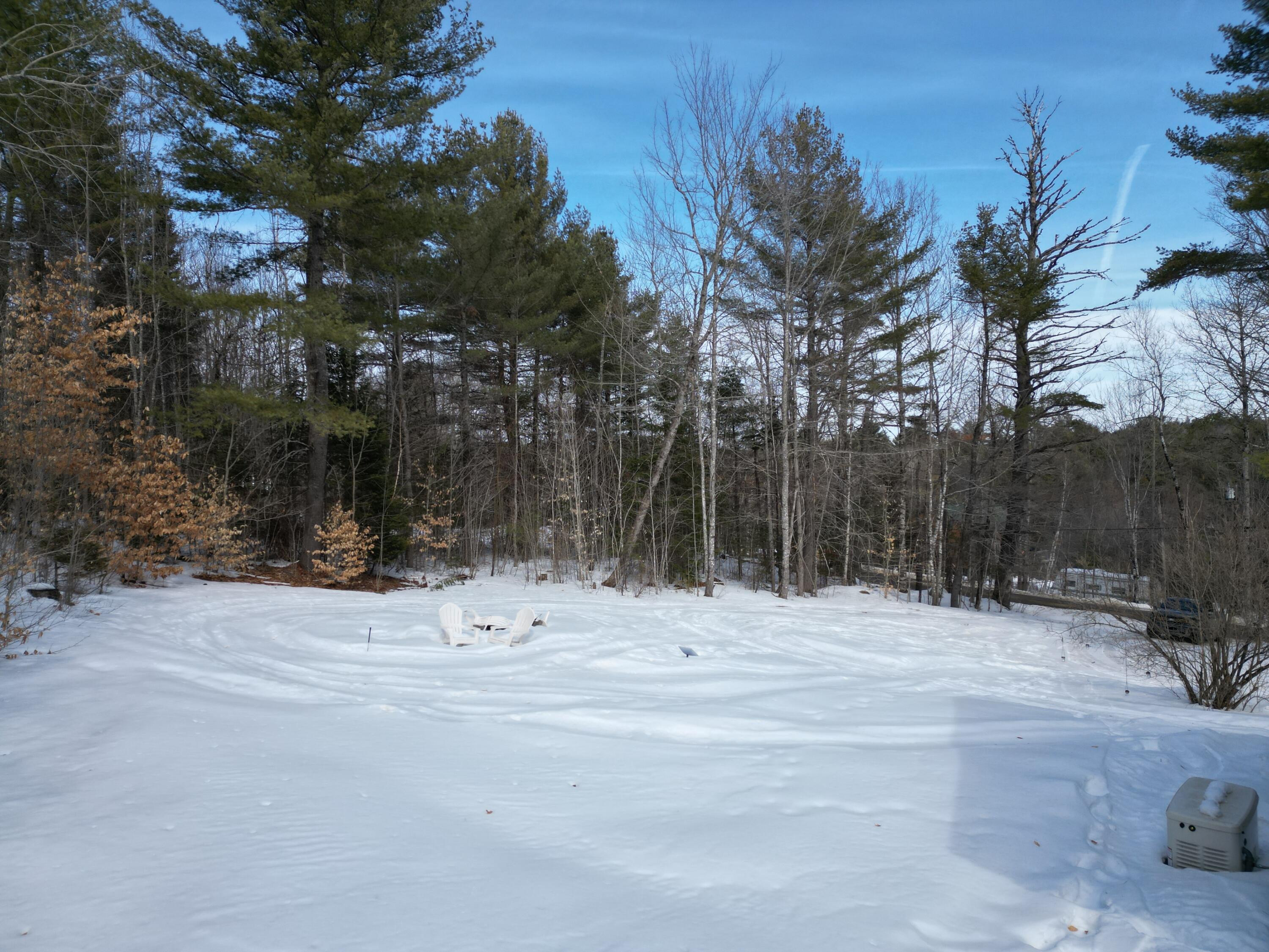 39 S Road Lee ME 04455
