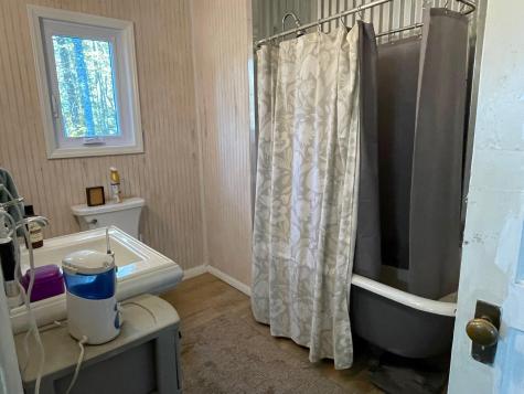 64 Oak Hill Road Belfast ME 04915