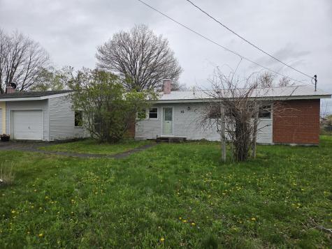 10 Maxwell Lane Bangor ME 04401