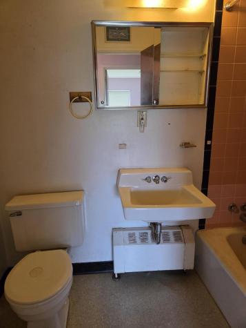 10 Maxwell Lane Bangor ME 04401