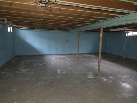 10 Maxwell Lane Bangor ME 04401