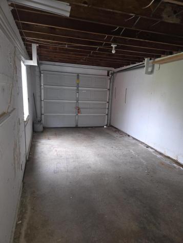 10 Maxwell Lane Bangor ME 04401