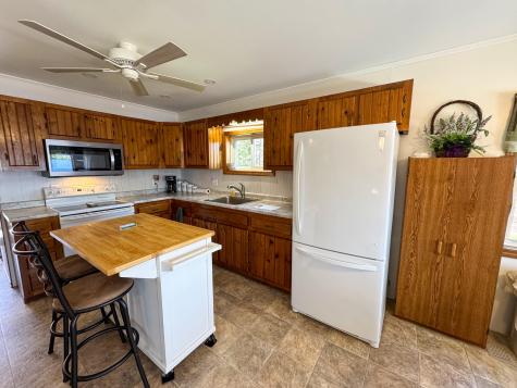 22 Cedar Lane Lincoln ME 04457