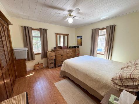 22 Cedar Lane Lincoln ME 04457