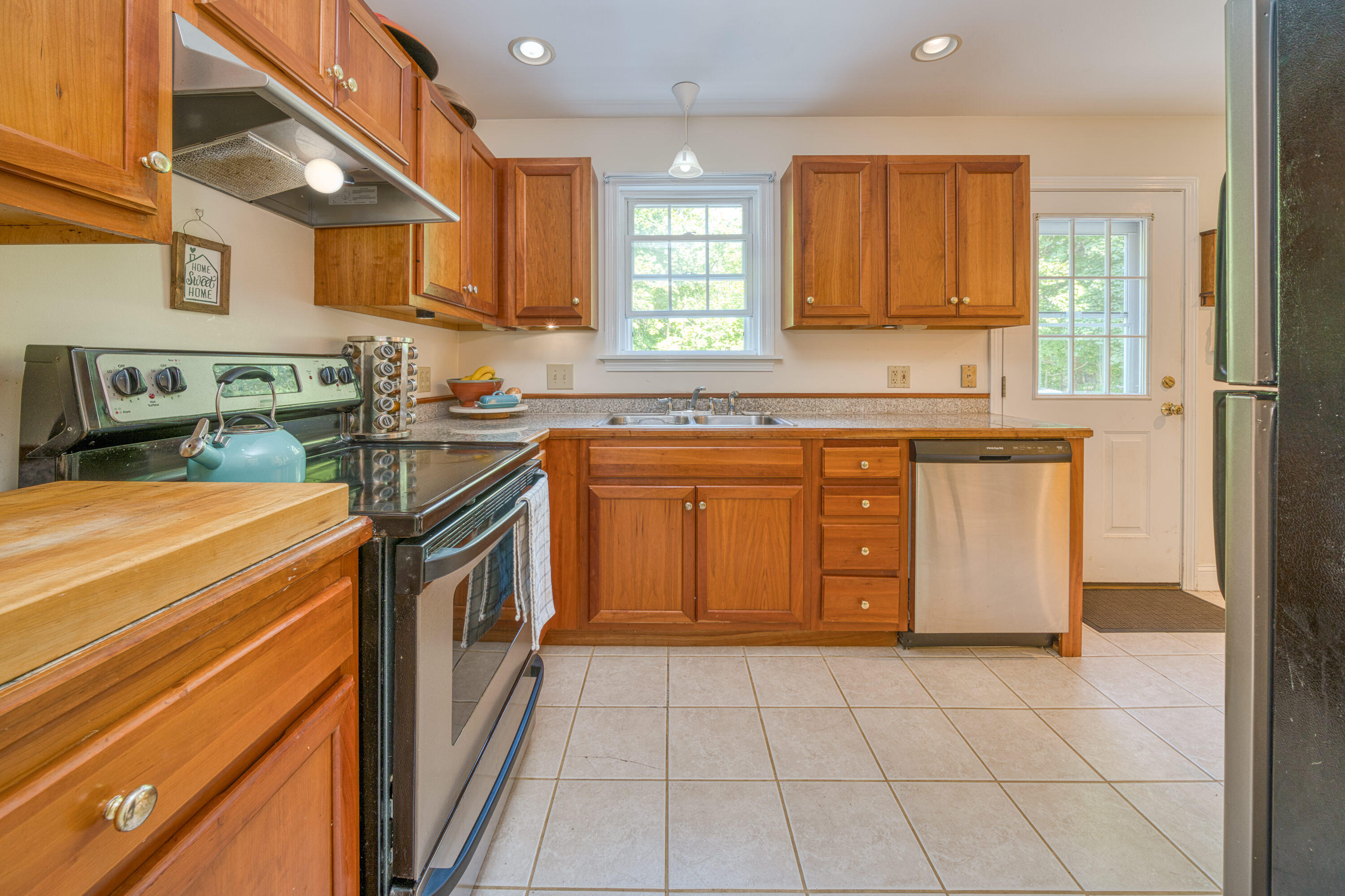 208 Congress Street Belfast ME 04915