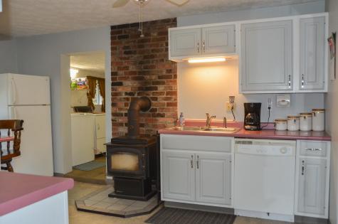 87 Middle Road Augusta ME 04330