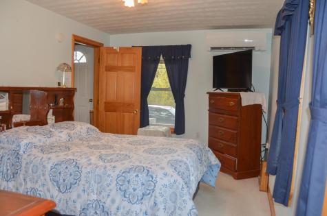 87 Middle Road Augusta ME 04330