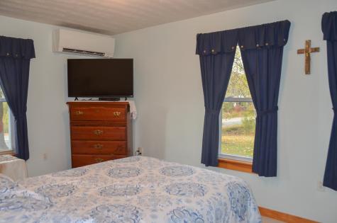 87 Middle Road Augusta ME 04330