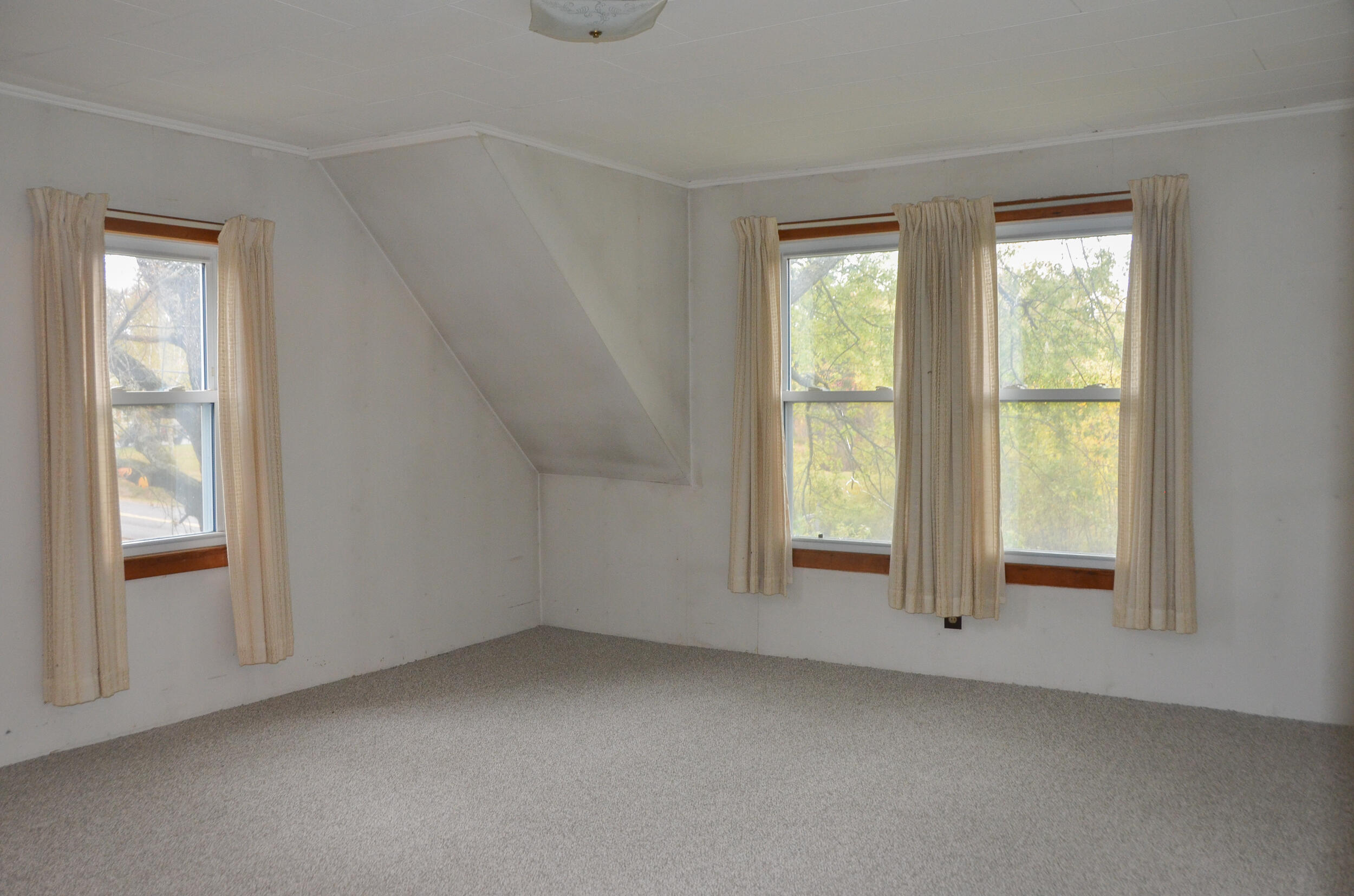 87 Middle Road Augusta ME 04330