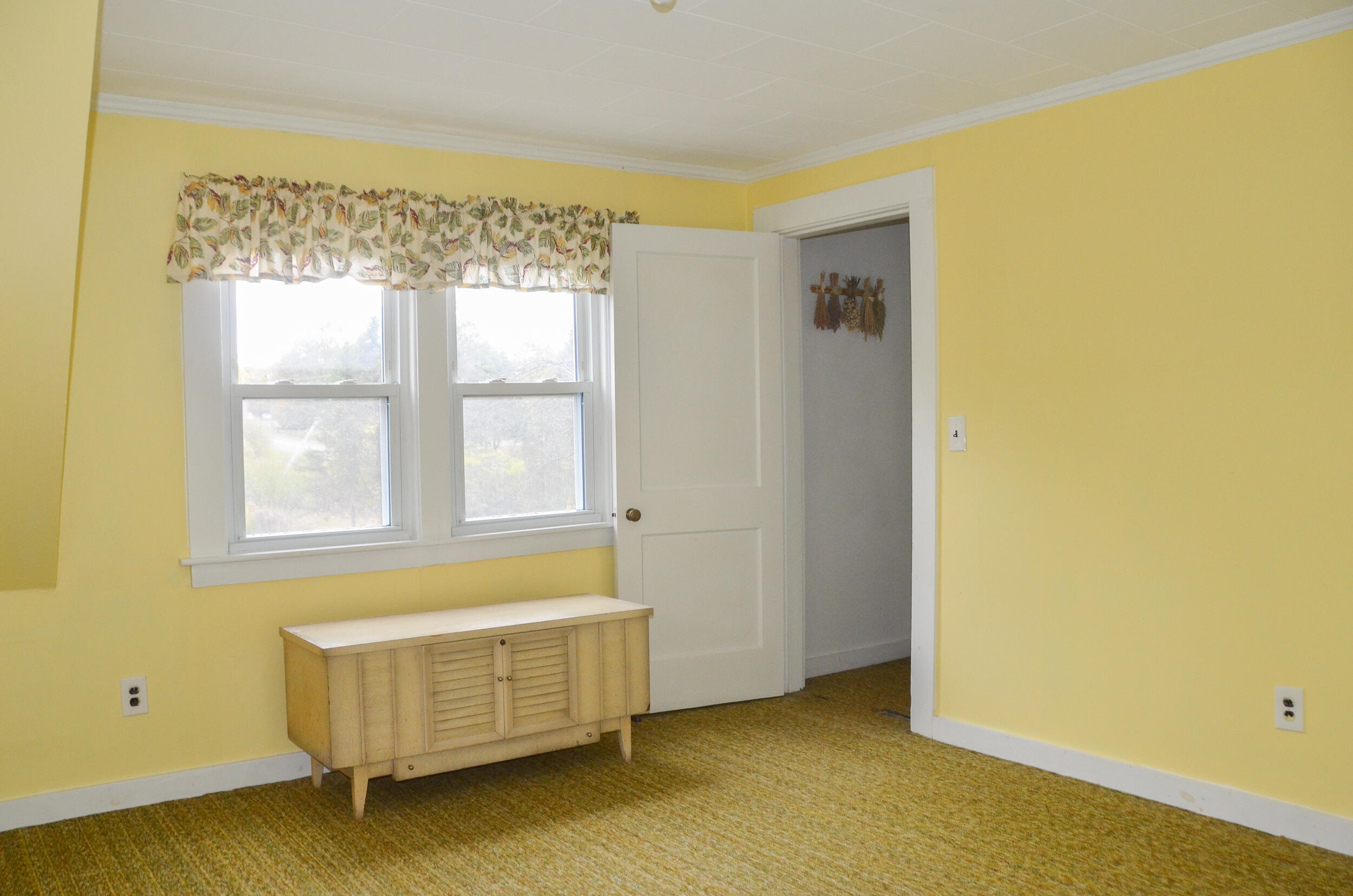 87 Middle Road Augusta ME 04330