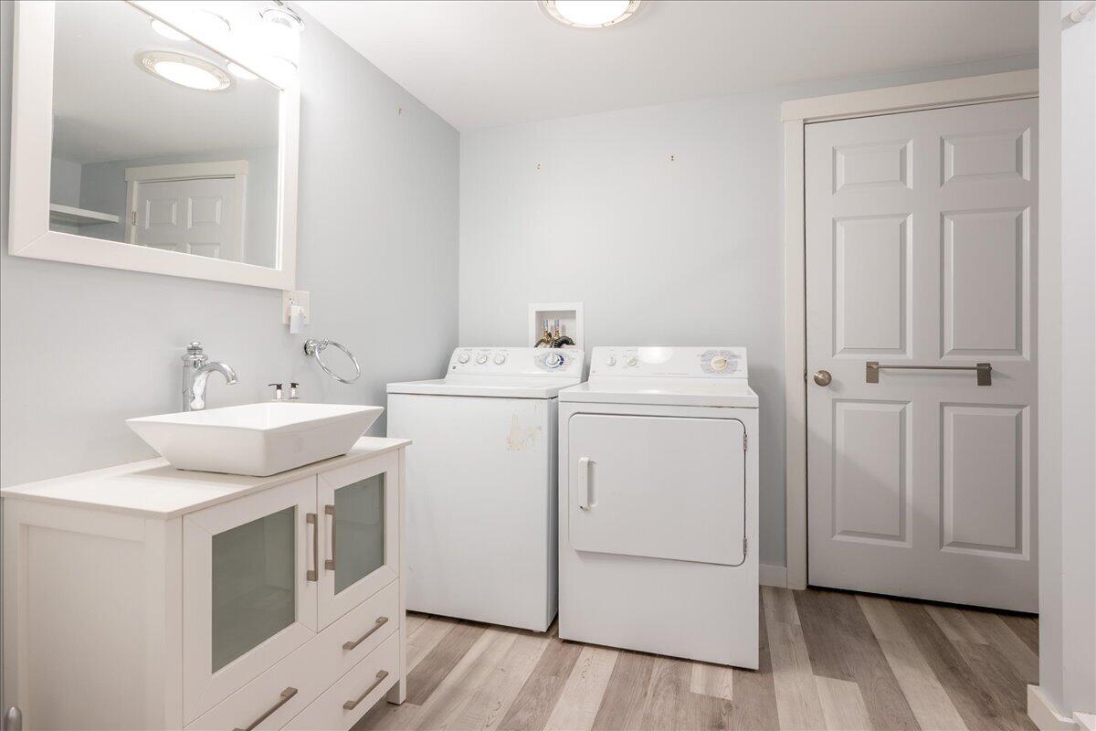 11 Highland Road Newcastle ME 04553