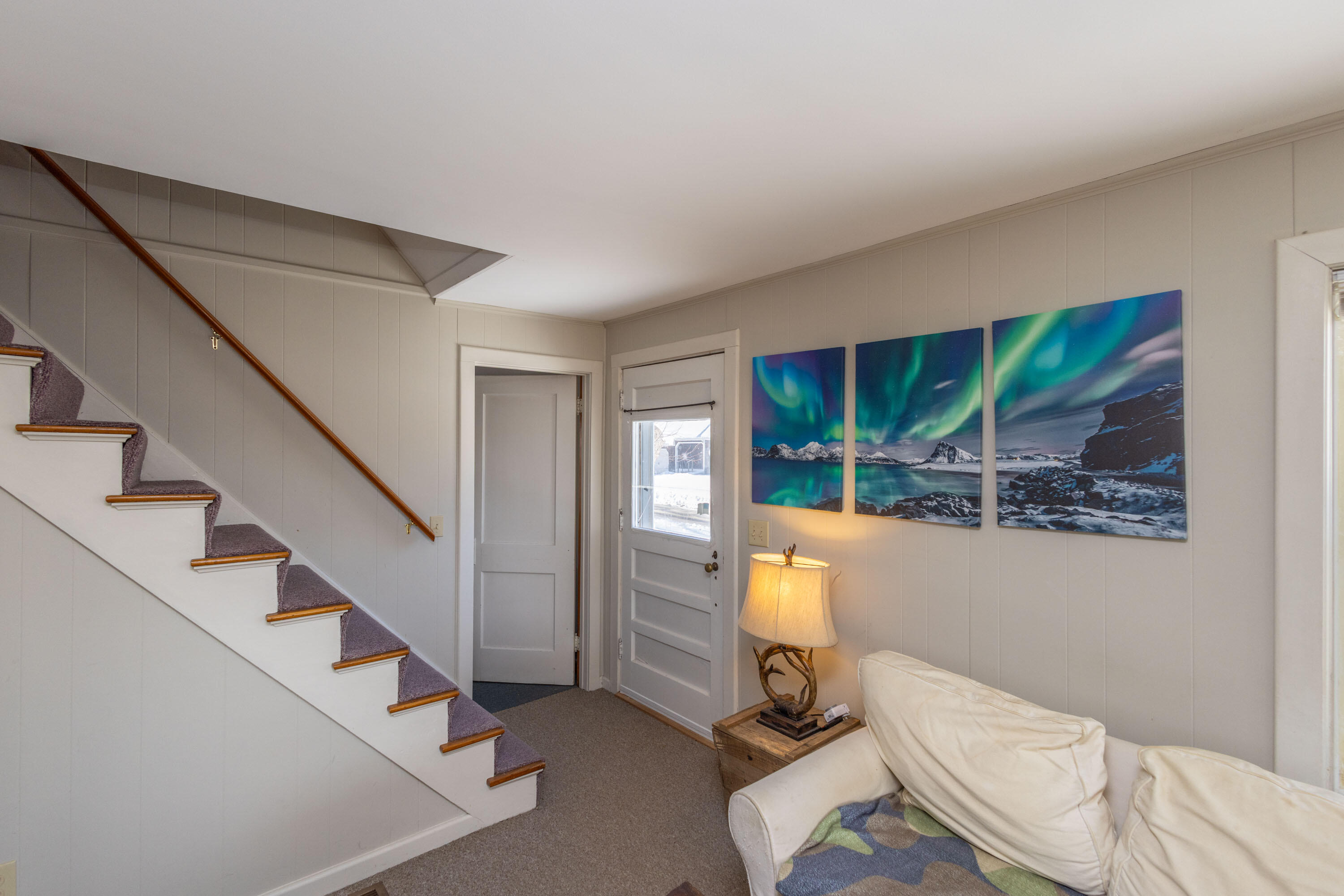 27 Lawrence Avenue Thomaston ME 04861