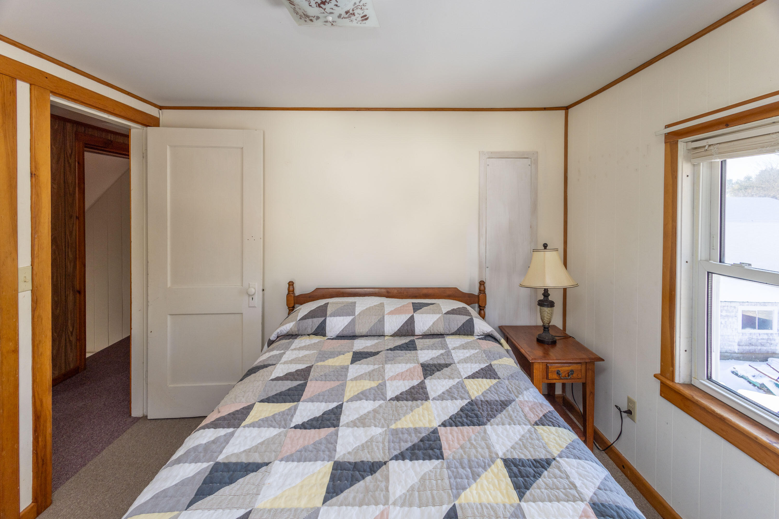 27 Lawrence Avenue Thomaston ME 04861