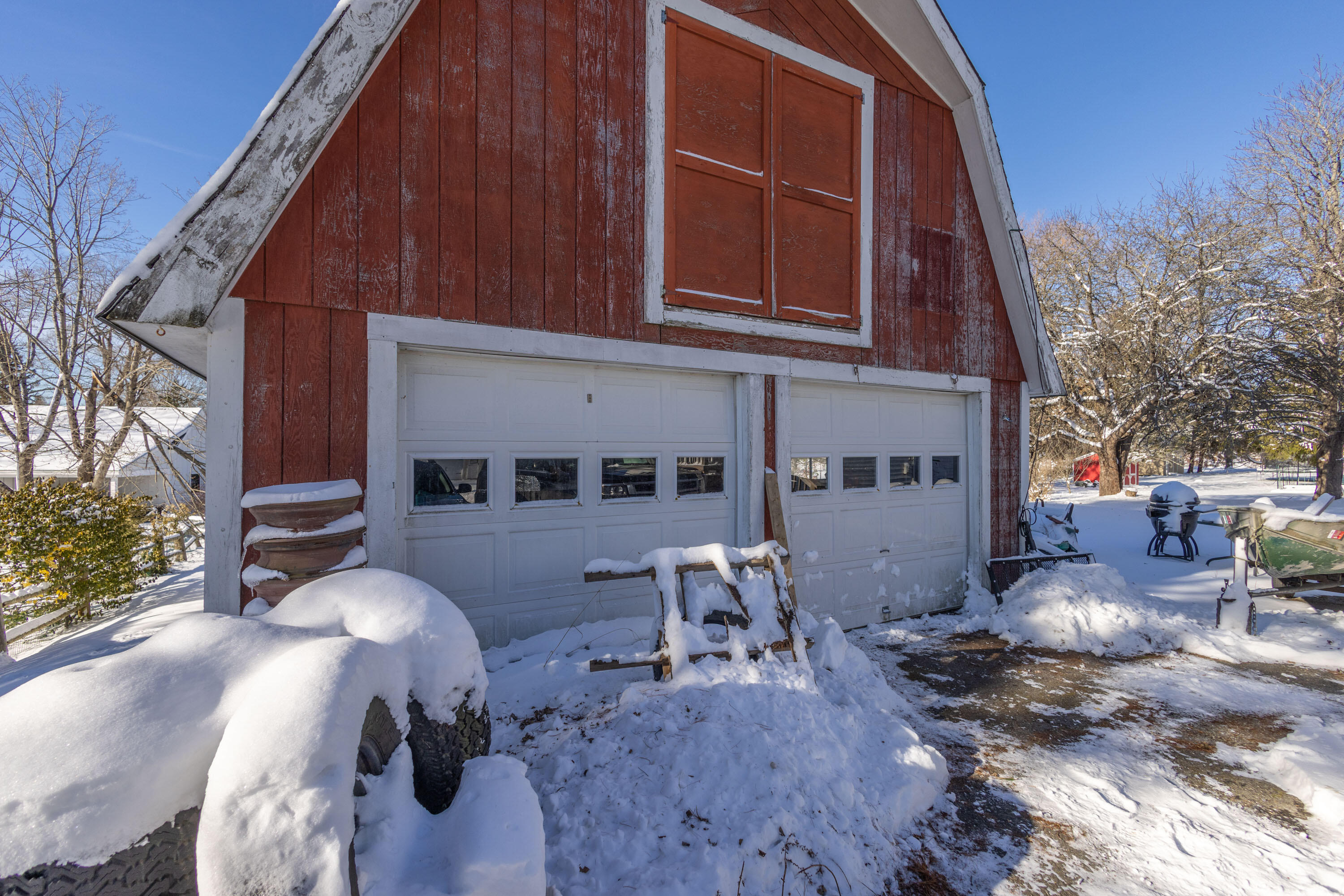 27 Lawrence Avenue Thomaston ME 04861