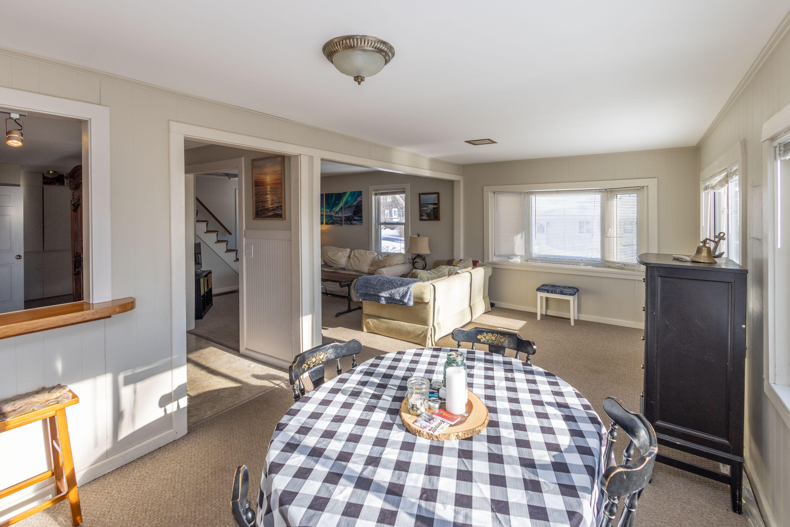 27 Lawrence Avenue Thomaston ME 04861