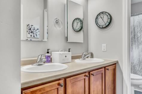 89 Boot Cove Lane Winthrop ME 04364