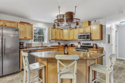 89 Boot Cove Lane Winthrop ME 04364