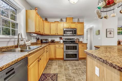 89 Boot Cove Lane Winthrop ME 04364