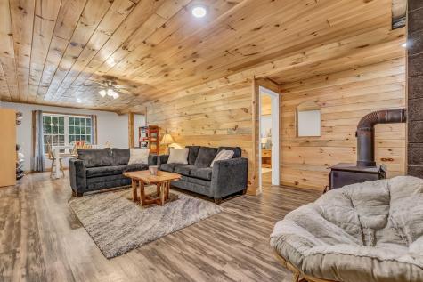 89 Boot Cove Lane Winthrop ME 04364