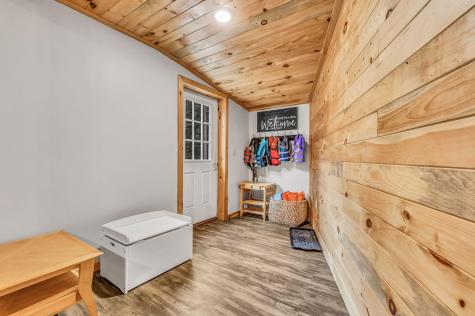 89 Boot Cove Lane Winthrop ME 04364