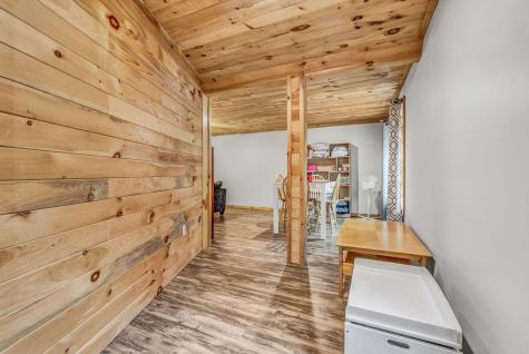 89 Boot Cove Lane Winthrop ME 04364