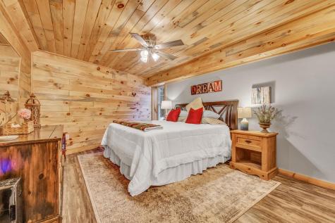 89 Boot Cove Lane Winthrop ME 04364