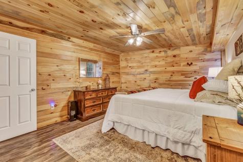 89 Boot Cove Lane Winthrop ME 04364