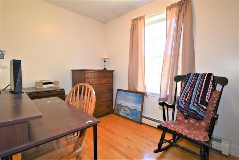 16 Easy Street Standish ME 04084