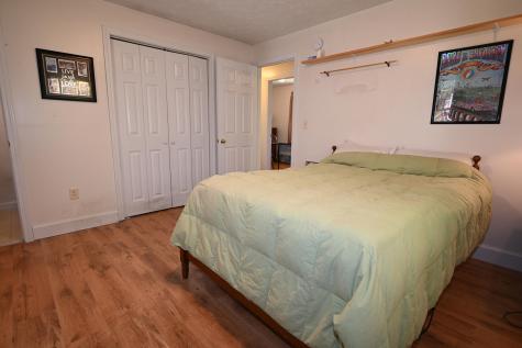 16 Easy Street Standish ME 04084